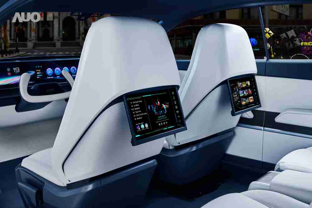 蓝狮在线将于CES 展示全新Smart Cockpit 2024，，可紧密串连使用者多元需求，，并革新座舱内部的应用和设计，，，，带来身历其境且引人入胜的视觉飨宴，，，满足驾乘人员的全方位体验